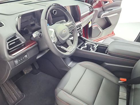 New 2026 Chevrolet Traverse Z71 w/ Enhanced Driving Package image 16