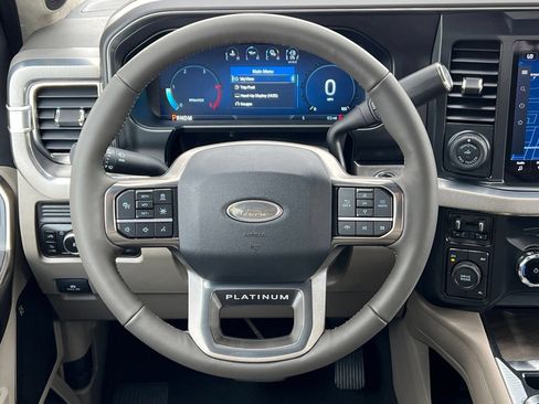 New 2026 Ford F350 Platinum w/ Platinum Plus Package AWD/4WD image 32