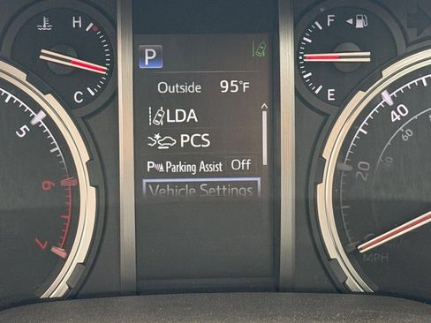 Certified 2021 Toyota 4Runner Limited w/ Convenience Package (TMS) AWD/4WD image 22