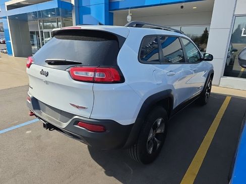 Used 2016 Jeep Cherokee Trailhawk w/ Cold Weather Group image 3