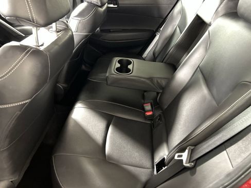 Used 2022 Toyota Corolla Cross XLE w/ Convenience Package image 25