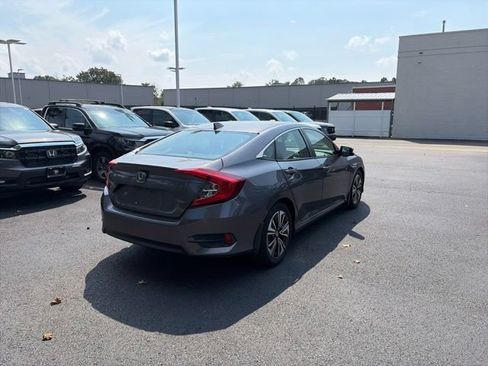 Used 2017 Honda Civic EX-T image 5