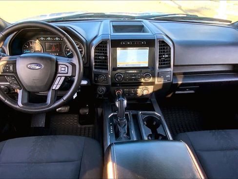 Used 2018 Ford F150 XLT w/ Equipment Group 302A Luxury image 15