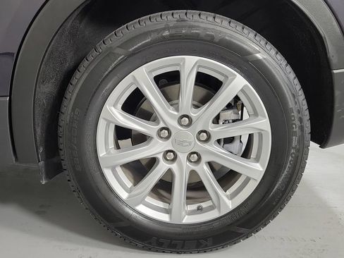 Certified 2023 Cadillac XT4 Luxury FWD image 10