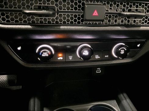 Used 2023 Honda HR-V Sport image 25