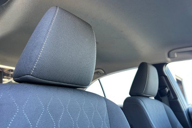 Used 2025 Toyota Corolla LE FWD image 17