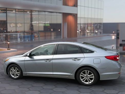 Used 2016 Hyundai Sonata SE FWD image 5