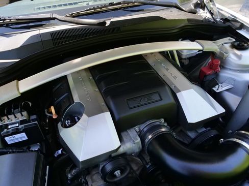 Used 2011 Chevrolet Camaro SS w/ RS Package RWD image 9