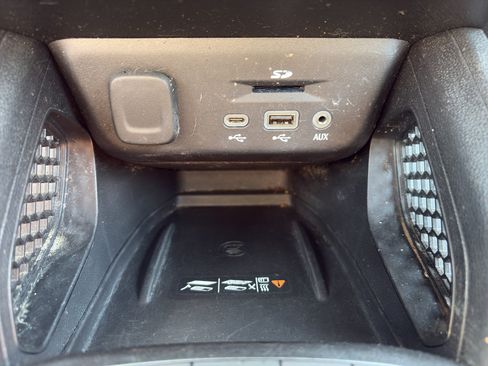 Used 2021 Chevrolet TrailBlazer RS w/ Sun and Liftgate Package AWD/4WD image 25