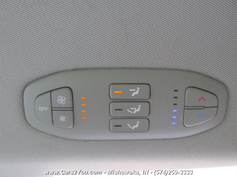 Used 2017 Kia Sedona LX w/ LX Essentials Premium Package FWD image 39