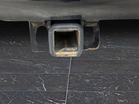 Used 2018 Nissan Titan SV w/ SV Convenience Package image 34