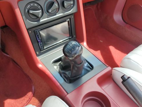 Used 1988 Ford Mustang GT RWD image 27