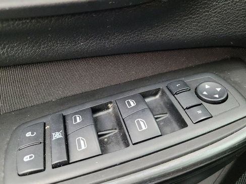 Used 2014 Jeep Cherokee Sport AWD/4WD image 27