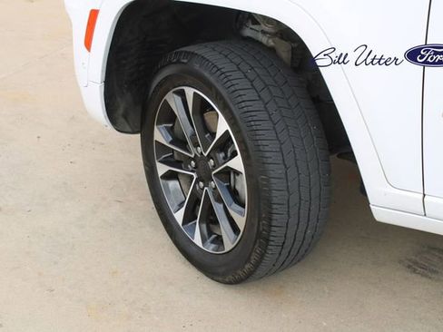 Used 2021 Jeep Grand Cherokee L Overland w/ Advanced Protech Group III AWD/4WD image 10
