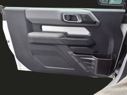 Used 2023 Ford Bronco Big Bend image 18