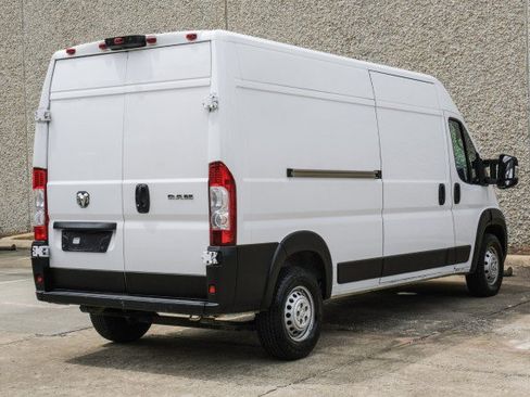 Used 2023 RAM ProMaster 2500 FWD image 10