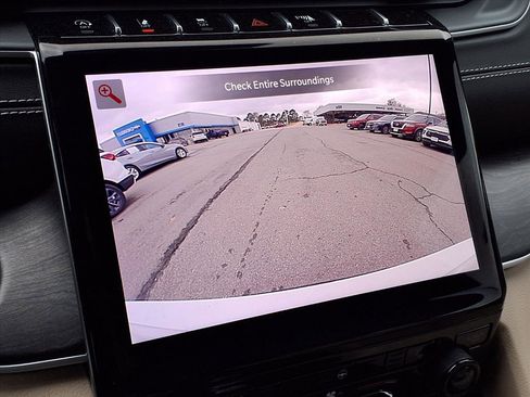 Used 2023 Jeep Grand Cherokee L Limited image 5