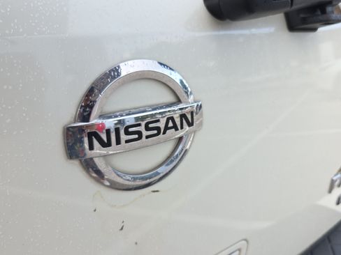 Used 2015 Nissan Armada Platinum w/ 2nd Row Captain Seat Package RWD image 32