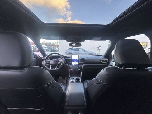 Used 2023 Ford Explorer ST w/ Equipment Group 401A image 24