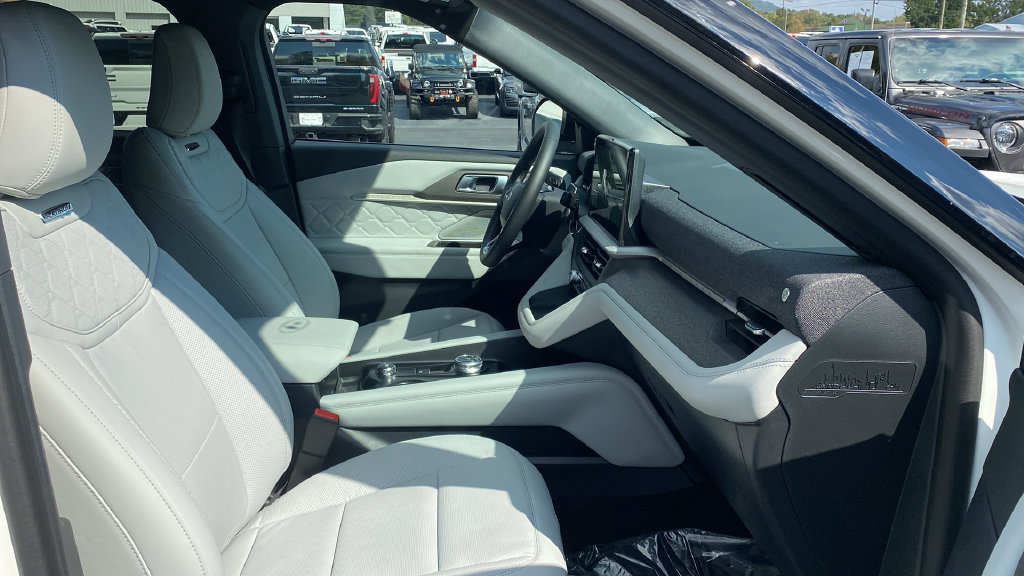 New 2027 Ford Explorer Platinum w/ 3.0L Ultimate Package AWD/4WD image 12