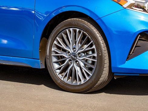 Used 2023 Kia Forte GT-Line w/ GT-Line Premium Package image 7