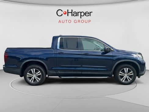 Used 2017 Honda Ridgeline RTS image 2