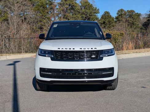 Certified 2023 Land Rover Range Rover SE image 2