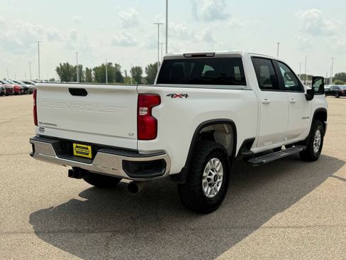 Used 2025 Chevrolet Silverado 2500 LT w/ Convenience Package AWD/4WD image 6