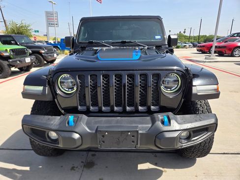 Used 2022 Jeep Wrangler Unlimited Rubicon 4xe w/ Cold Weather Group AWD/4WD image 8