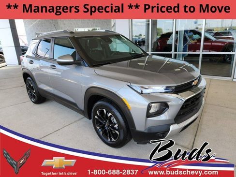 Used 2023 Chevrolet TrailBlazer LT w/ Convenience Package image 1
