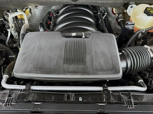 Used 2023 Chevrolet Tahoe RST image 38