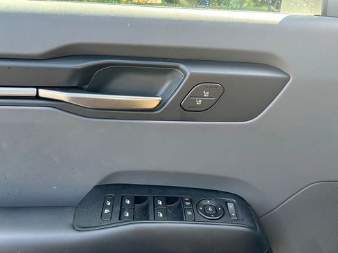 Used 2024 Kia EV9 Light Long Range RWD image 6
