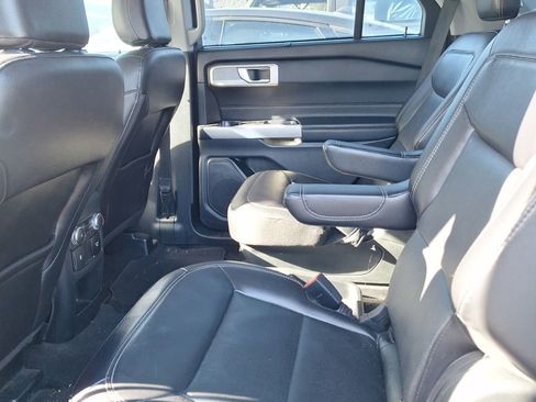 Used 2021 Ford Explorer Limited w/ Equipment Group 301A image 13