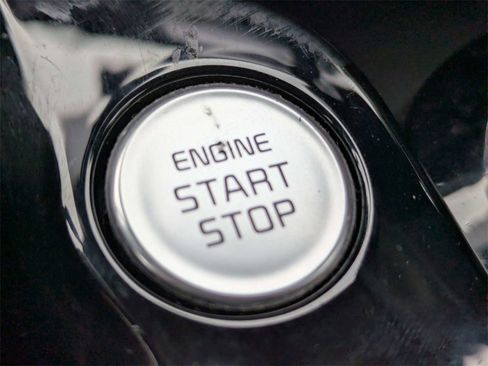 Used 2022 Kia Soul EX image 29