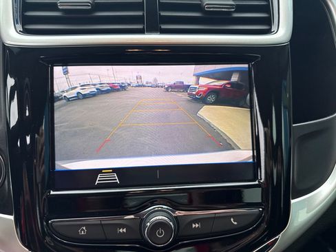 Used 2020 Chevrolet Sonic LT w/ Convenience Package image 25