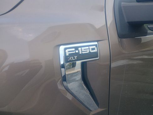 Certified 2022 Ford F150 XLT w/ Equipment Group 302A High image 5