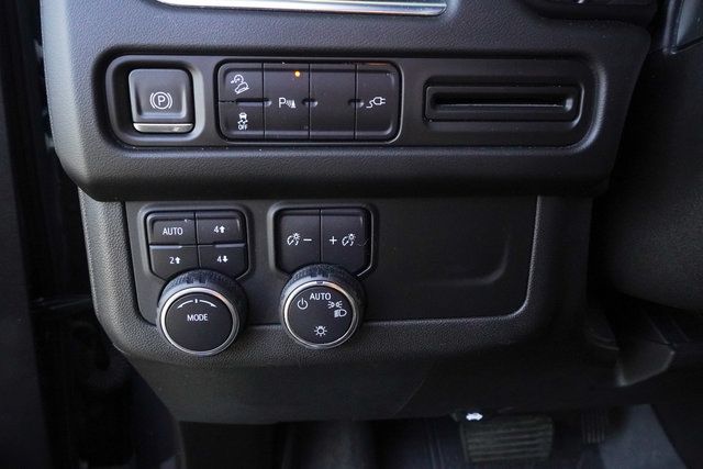 Used 2021 Chevrolet Tahoe Z71 AWD/4WD image 12