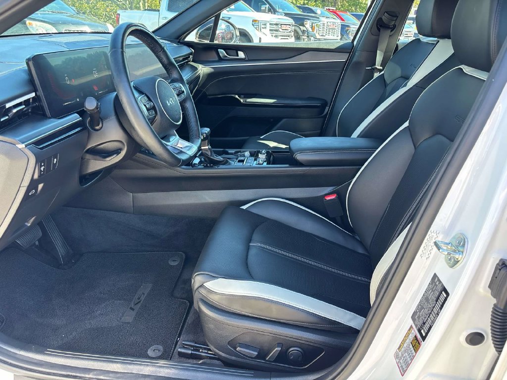 Used 2025 Kia K5 GT-Line AWD/4WD image 12