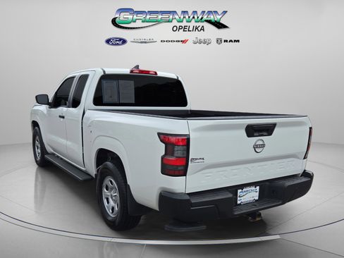 Used 2023 Nissan Frontier S image 5