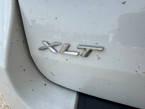 Used 2023 Ford Explorer XLT w/ Equipment Group 202A RWD image 5