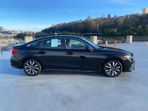 Certified 2023 Honda Civic EX image 3