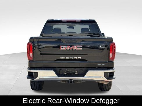 Used 2025 GMC Sierra 1500 SLT AWD/4WD image 8