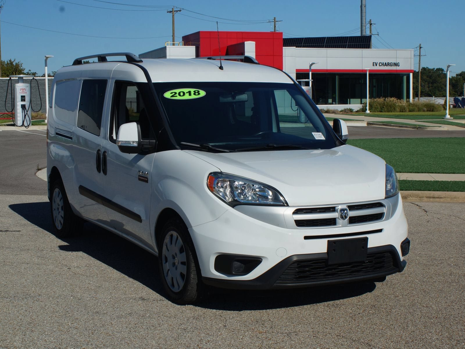 Used 2018 RAM ProMaster City SLT FWD image 2