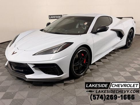 Used 2024 Chevrolet Corvette Stingray Preferred Cpe w/ Z51 Performance Package RWD image 1