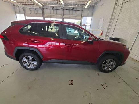 Used 2024 Toyota RAV4 XLE FWD image 8