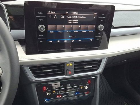 New 2026 Volkswagen Taos SEL image 9