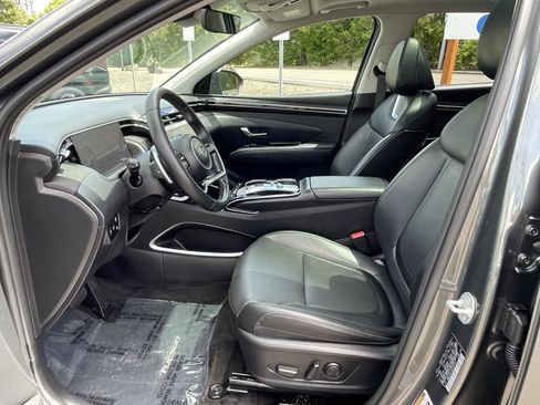 Certified 2024 Hyundai Tucson Limited AWD/4WD image 11