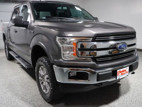 Used 2019 Ford F150 Lariat w/ Trailer Tow Package image 5