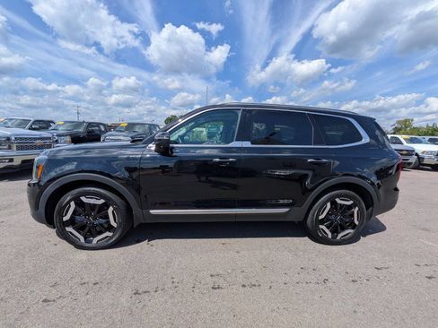Used 2023 Kia Telluride S w/ S Sunroof Package AWD/4WD image 3