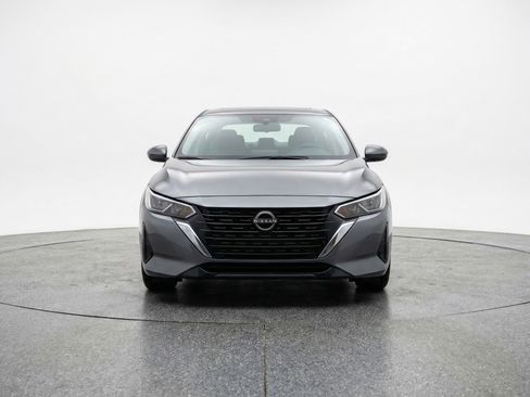 Used 2025 Nissan Sentra SV FWD image 2